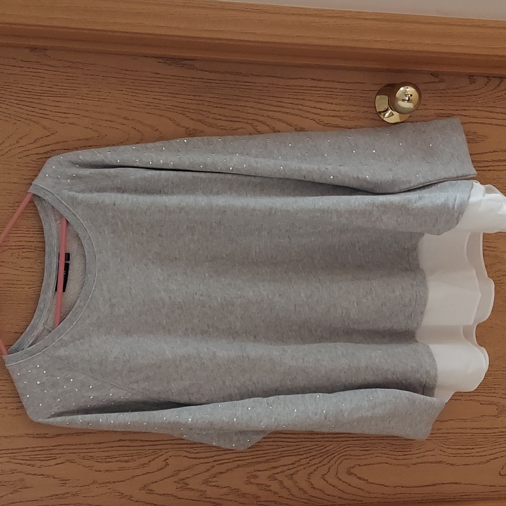 Apt 9 woman's top